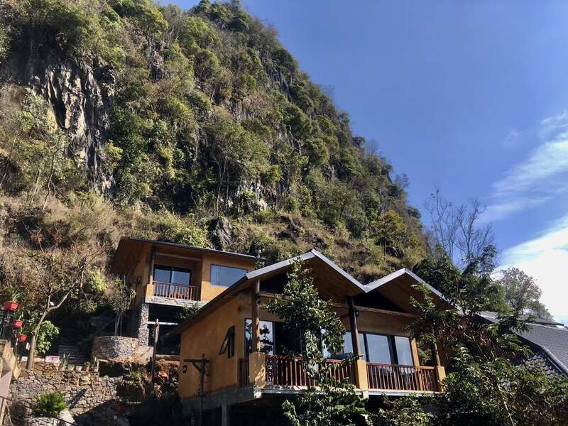 Review Dong Van Cliffside House, nhà bên vách đá sát vách phố cổ 2