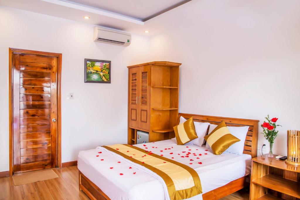 Đông Xuân Hồng Hotel Phú Quốc - Khách sạn 2 sao bình dân gần biển 6