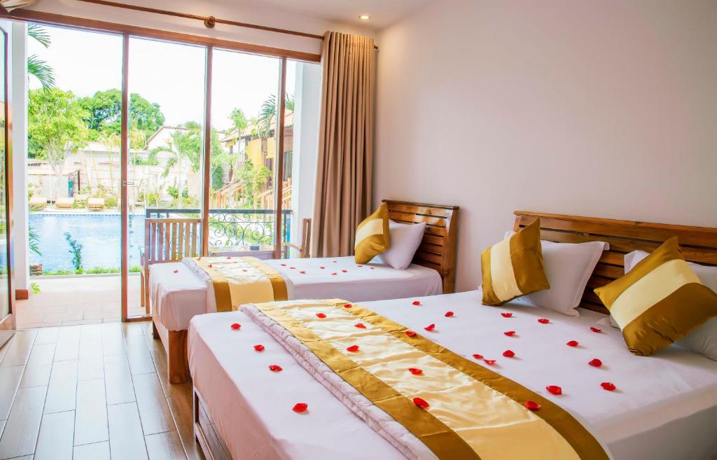 Đông Xuân Hồng Hotel Phú Quốc - Khách sạn 2 sao bình dân gần biển 8