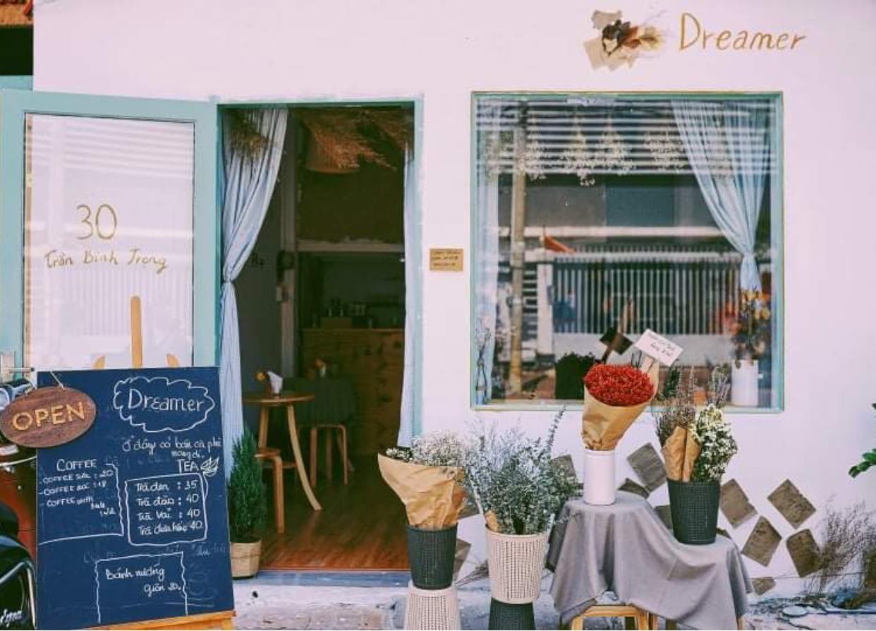 Dreamer Coffee Vũng Tàu - Chốn hẹn hò lãng mạn ở Vũng Tàu 2