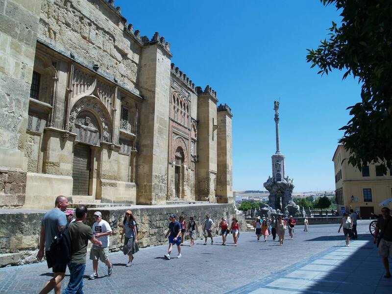 Du lịch Andalucia, khám phá vùng đất lịch sử rực rỡ của Tây Ban Nha 7