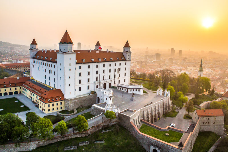 Du lịch Bratislava, khám phá thành phố cổ kính của Slovakia 4