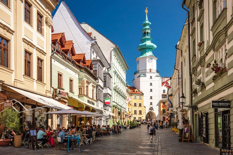 Du lịch Bratislava, khám phá thành phố cổ kính của Slovakia 6