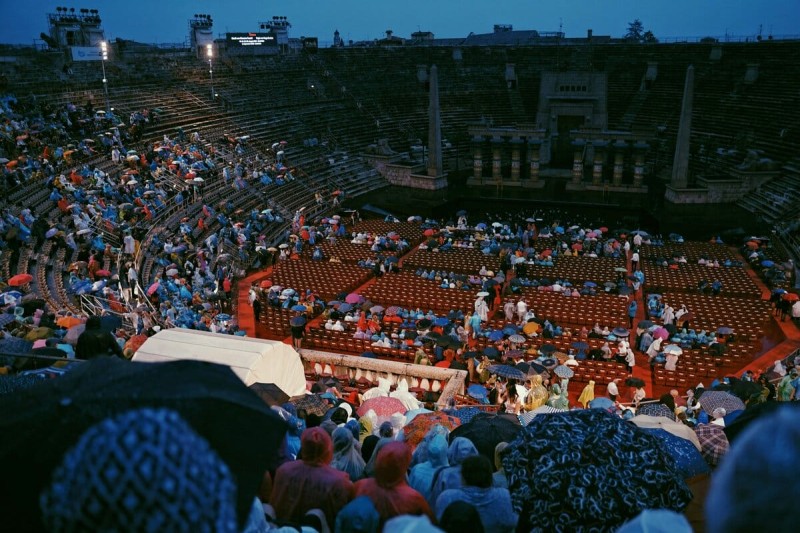 Du lịch Châu Âu tháng 6, khám phá mùa hè rực rỡ nơi trời Tây 14