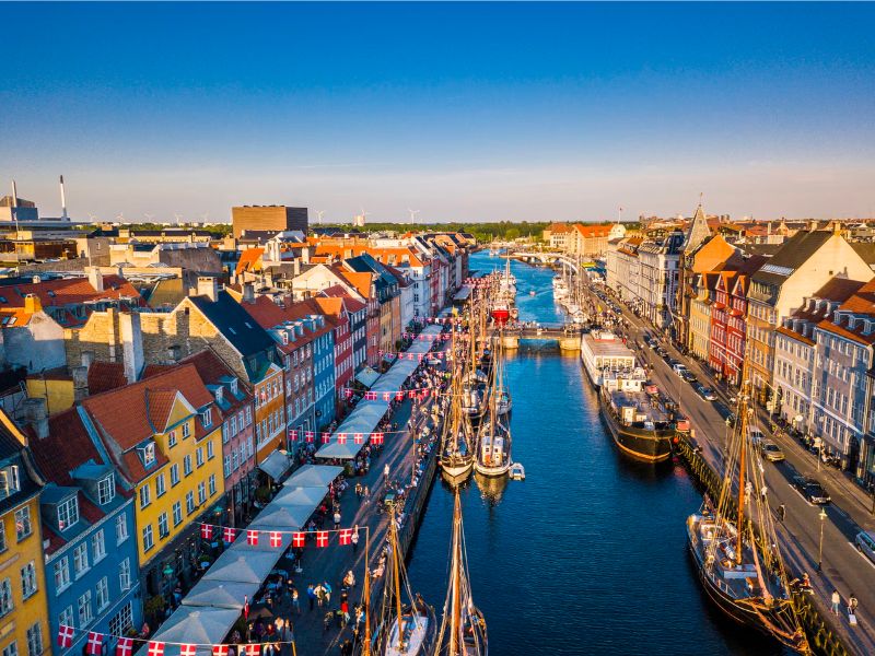 Du lịch Đan Mạch giải mã danh xưng quốc gia hạnh phúc nhất thế giới 4