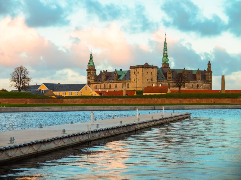 Du lịch Đan Mạch giải mã danh xưng quốc gia hạnh phúc nhất thế giới 7