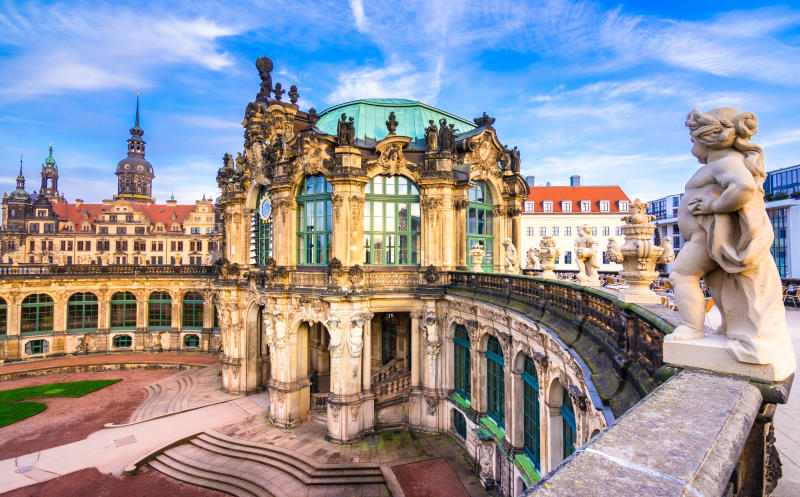 Review thành phố cổ Dresden đẹp vượt thời gian tại Đức 8