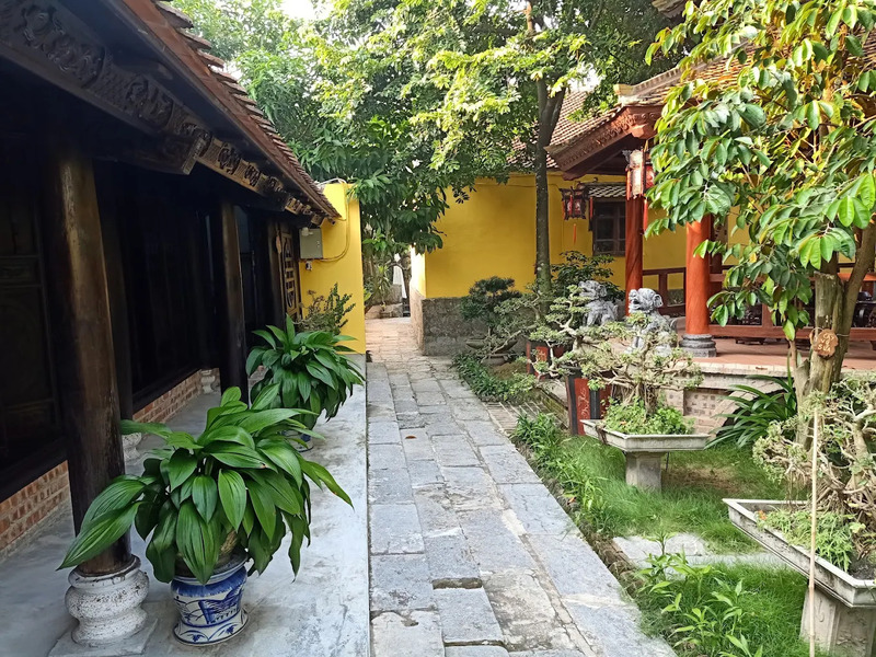 Khám phá Hải Hậu Nam Định với Nhà thờ đổ, cầu ngói, biển và làng nghề 7