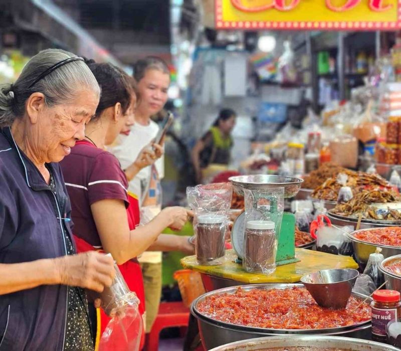 Du lịch Huế tháng 7: Cẩm nang kinh nghiệm từ A đến Z cho mùa hè rực rỡ 9