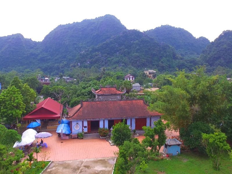 Du lịch Lạc Thủy Hòa Bình: Hành trình qua hang động và di tích 8