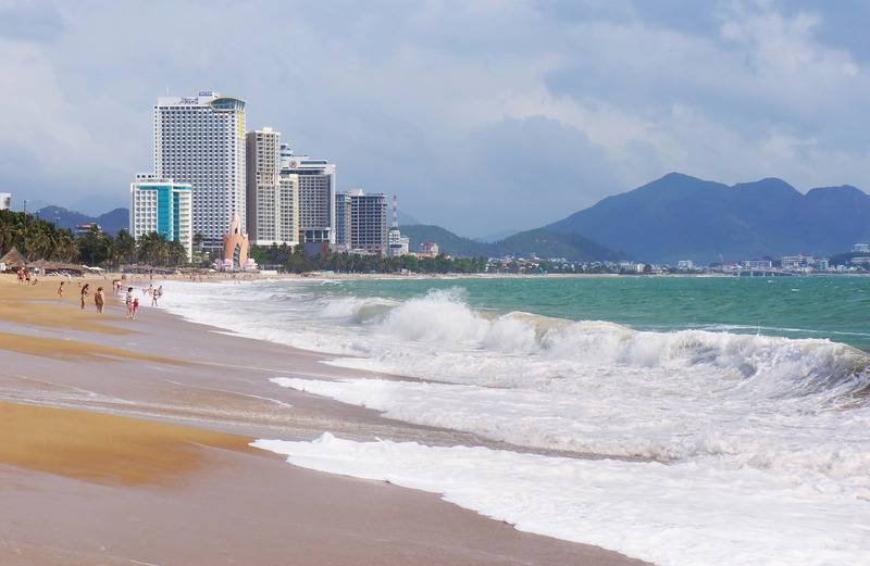 Du lịch Nha Trang tháng 7 với biển xanh, nắng vàng 13