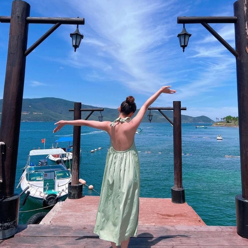 Du lịch Nha Trang tháng 7 với biển xanh, nắng vàng 15