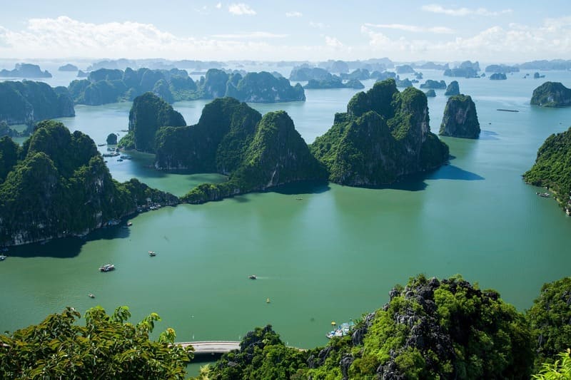 Cẩm nang du lịch Quảng Ninh: Vòng quanh mảnh đất vàng của du lịch Việt 2