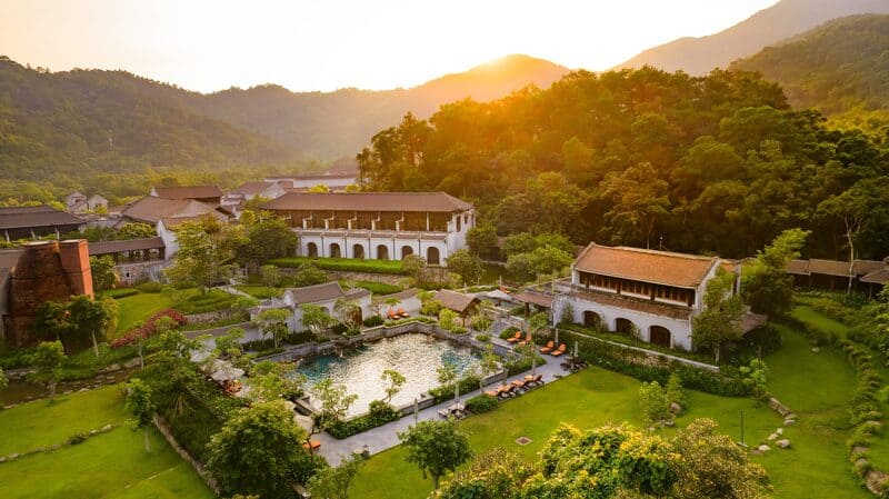 Cẩm nang du lịch Quảng Ninh: Vòng quanh mảnh đất vàng của du lịch Việt 22