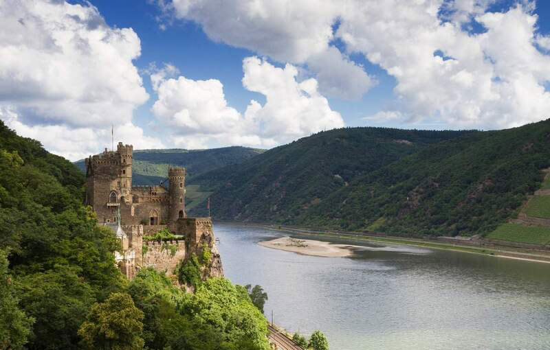 Du lịch sông Rhein, khám phá “trái tim” của lục địa già 6