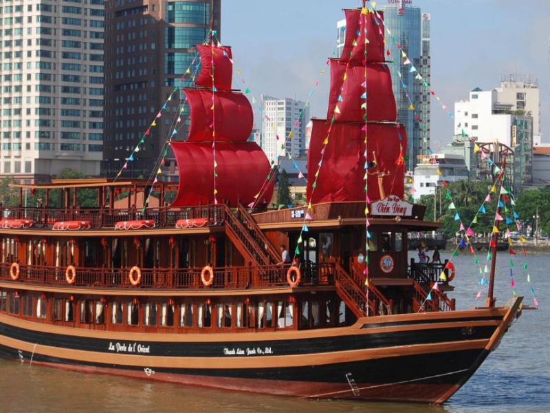 Du thuyền Sài Gòn, trải nghiệm du lịch đẳng cấp bậc nhất 11