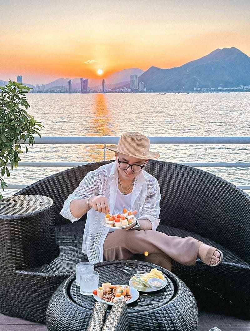 Du thuyền Sea Coral Nha Trang có gì? 9