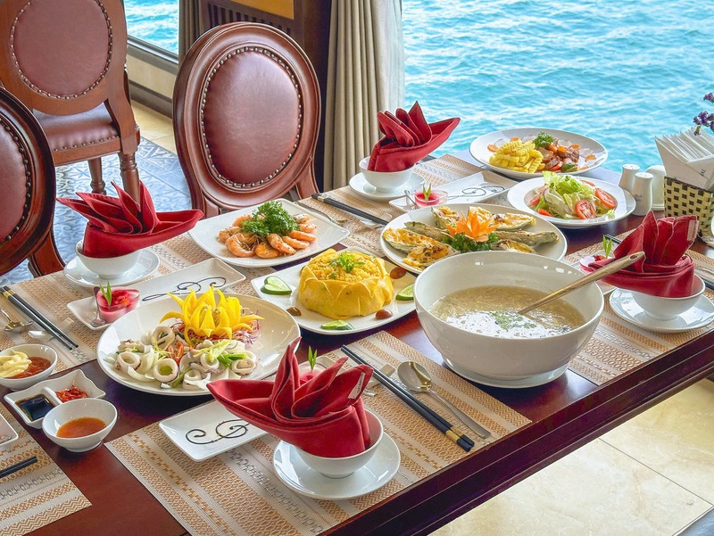 Du thuyền Sea Coral Nha Trang có gì? 10