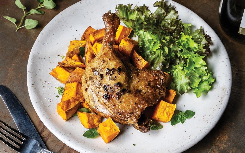 Vì sao Duck Confit là món ăn phải thử khi đến Pháp? 9