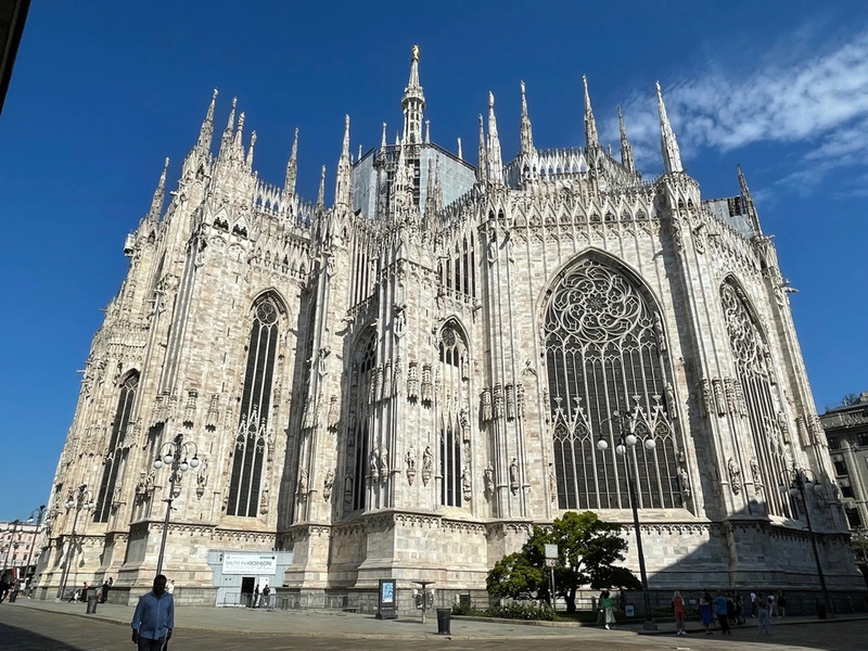 Duomo Di Milano - Đại thánh đường tráng lệ, lâu đời nhất nước Ý 8