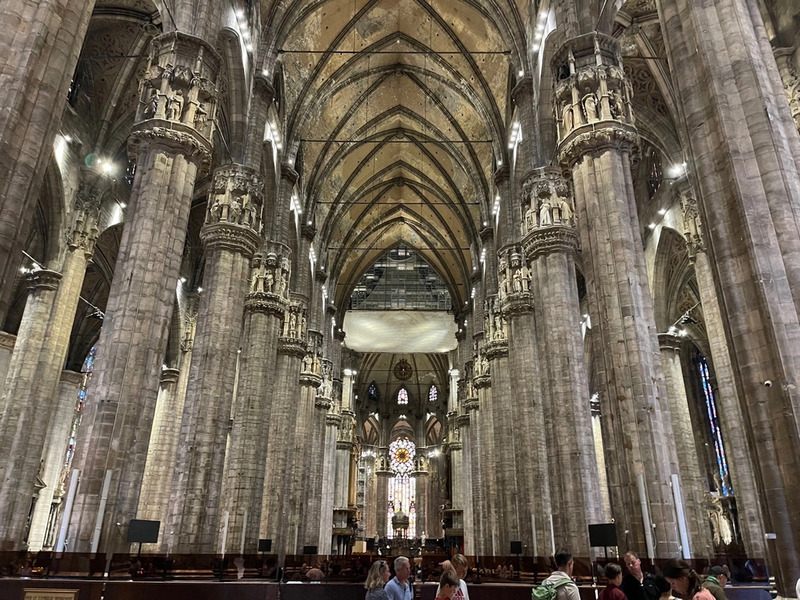 Duomo Di Milano - Đại thánh đường tráng lệ, lâu đời nhất nước Ý 14