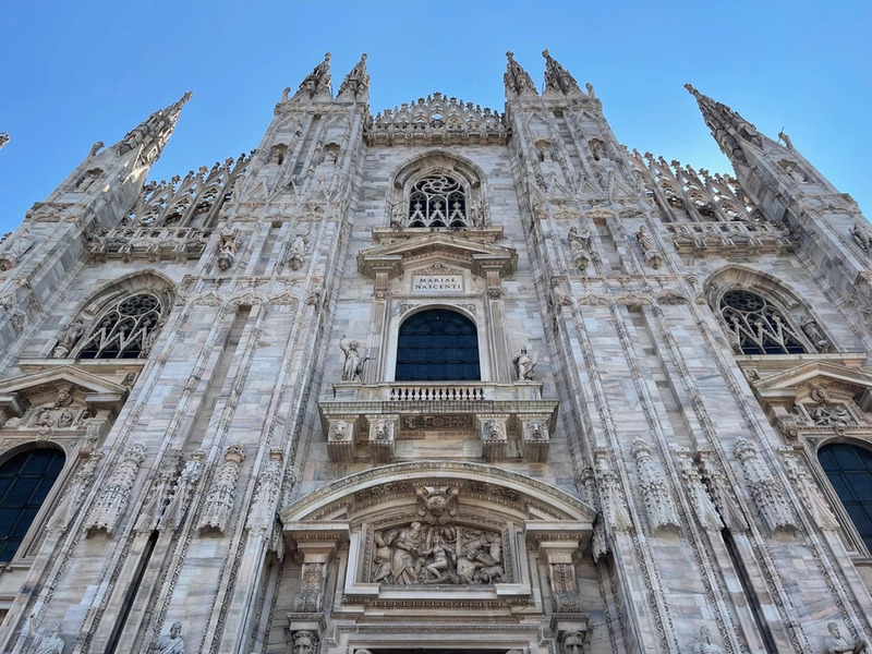 Duomo Di Milano - Đại thánh đường tráng lệ, lâu đời nhất nước Ý 10