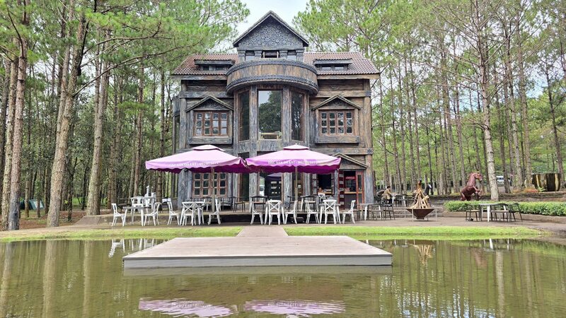 Đường Hầm Điêu Khắc: Tuyệt tác kiến trúc phố núi mộng mơ 7