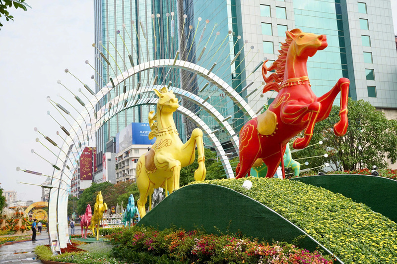 Tham quan Đường hoa Nguyễn Huệ Tết Bính Ngọ 2026 chi tiết 9