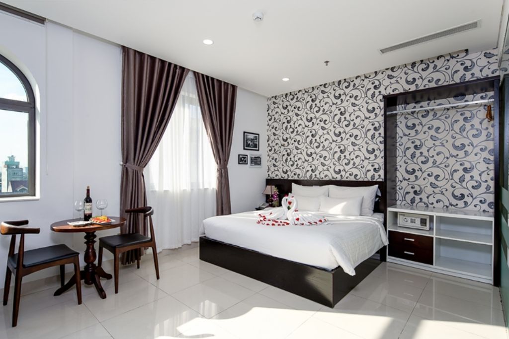 Dylan Hotel Danang, một thiên đường thu nhỏ bên bờ biển xanh 6