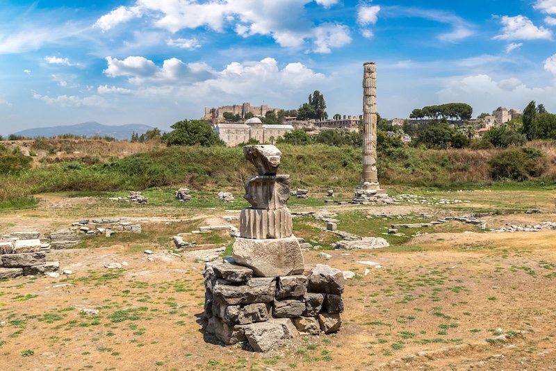 Ephesus, đất Thánh trong Sách Khải Huyền với Phúc âm Gioan 8