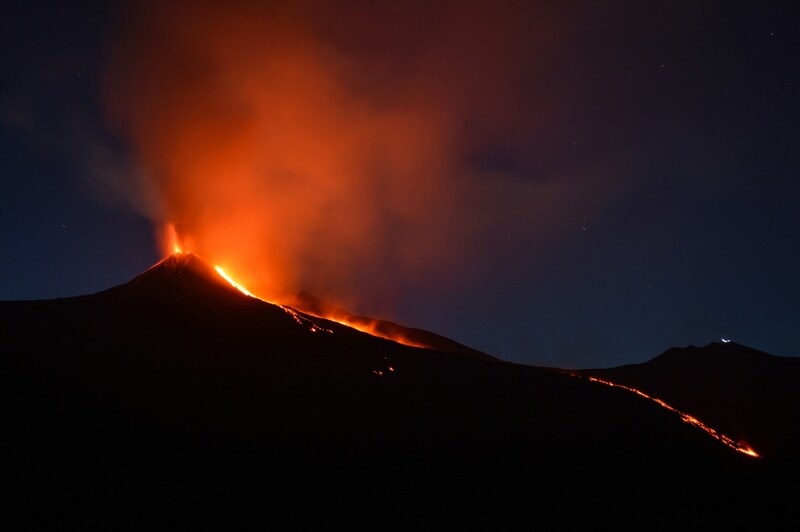 Kỳ quan Etna, ngọn núi lửa hùng vĩ bờ Đông Sicily 3