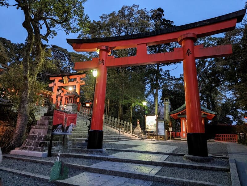 Ngôi đền Fushimi Inari Taisha thanh bình nơi cố đô Kyoto 3