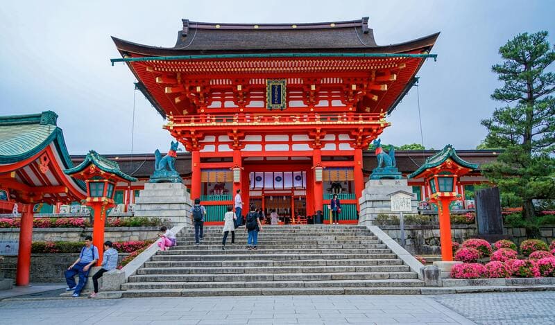 Ngôi đền Fushimi Inari Taisha thanh bình nơi cố đô Kyoto 4