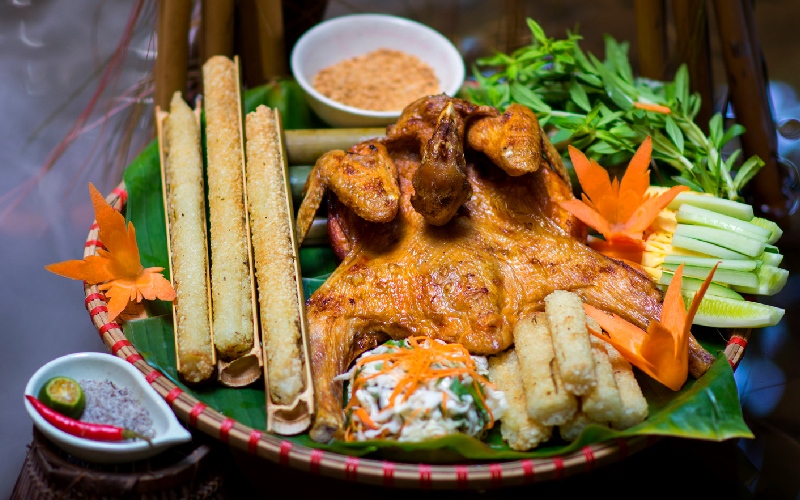 Top 10 quán gà nướng cơm lam Sài Gòn ngon nức tiếng 5