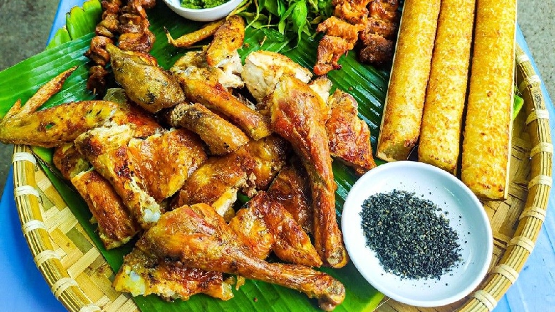 Top 10 quán gà nướng cơm lam Sài Gòn ngon nức tiếng 8