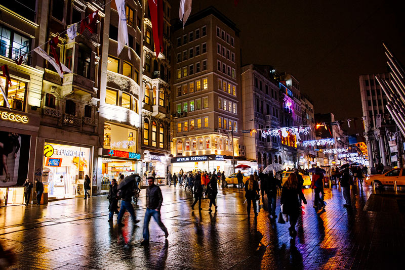 Galata Tower, biểu tượng lịch sử và văn hóa của Istanbul 9