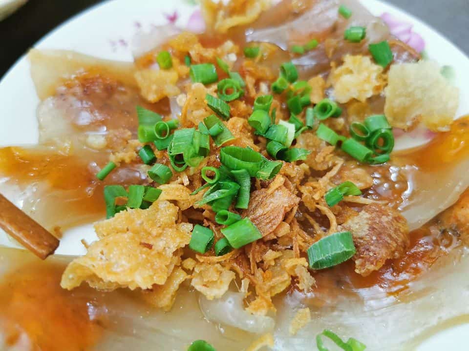 Ghé ăn bánh nậm lọc quán Bà Bé nổi tiếng ở Đà Nẵng 7