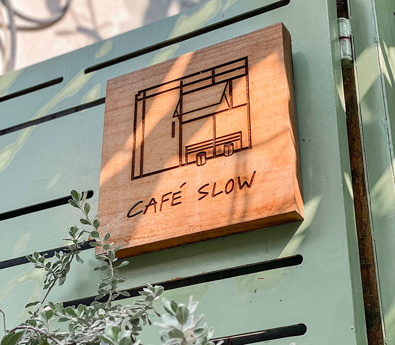 Ghé Cafe Slow, cùng sống chậm lại giữa phố thị hoa lệ