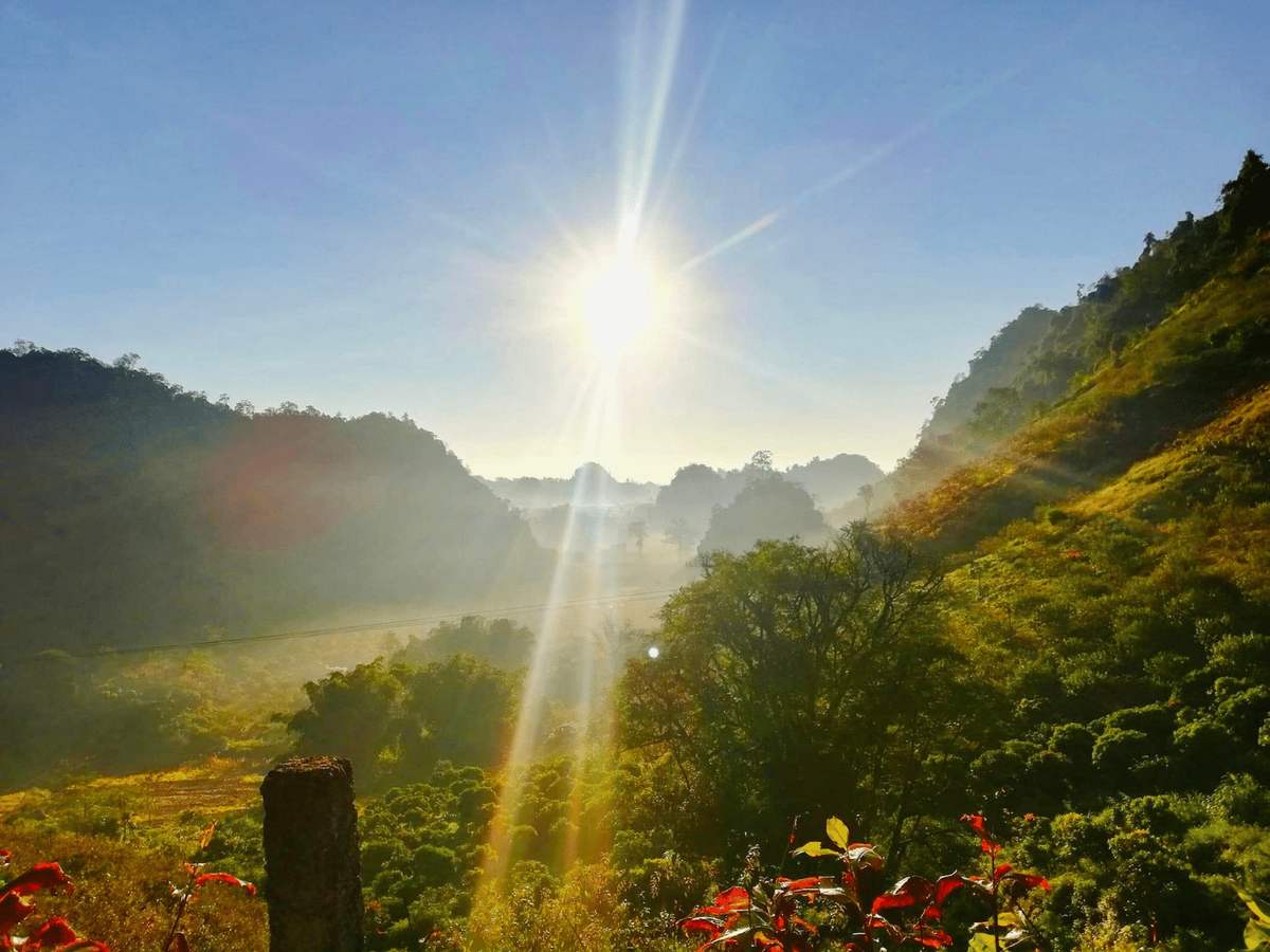 Ghé đọc review cao nguyên Mộc Châu nên thơ, hùng vĩ 10