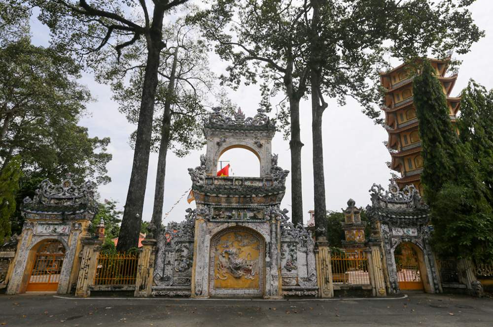 Ghé thăm Chùa Hội Khánh tìm hiểu lối kiến trúc tôn giáo lâu đời 3