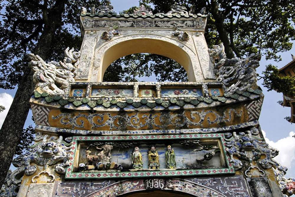 Ghé thăm Chùa Hội Khánh tìm hiểu lối kiến trúc tôn giáo lâu đời 4