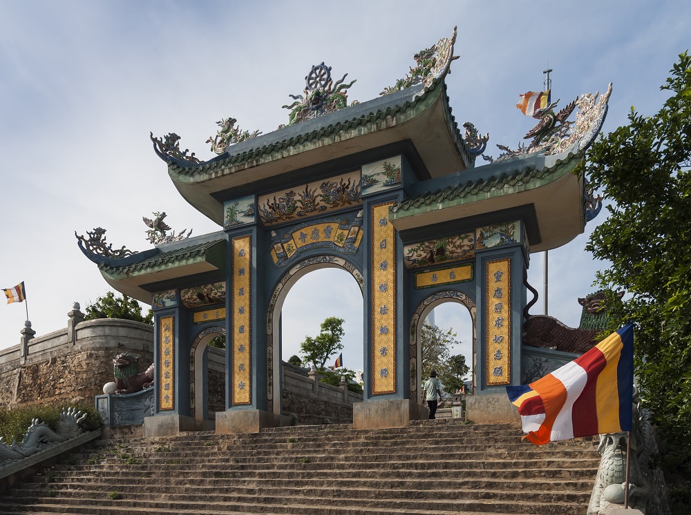 Ghé thăm chùa Linh Ứng - Điểm du lịch tâm linh tại Đà Nẵng 3