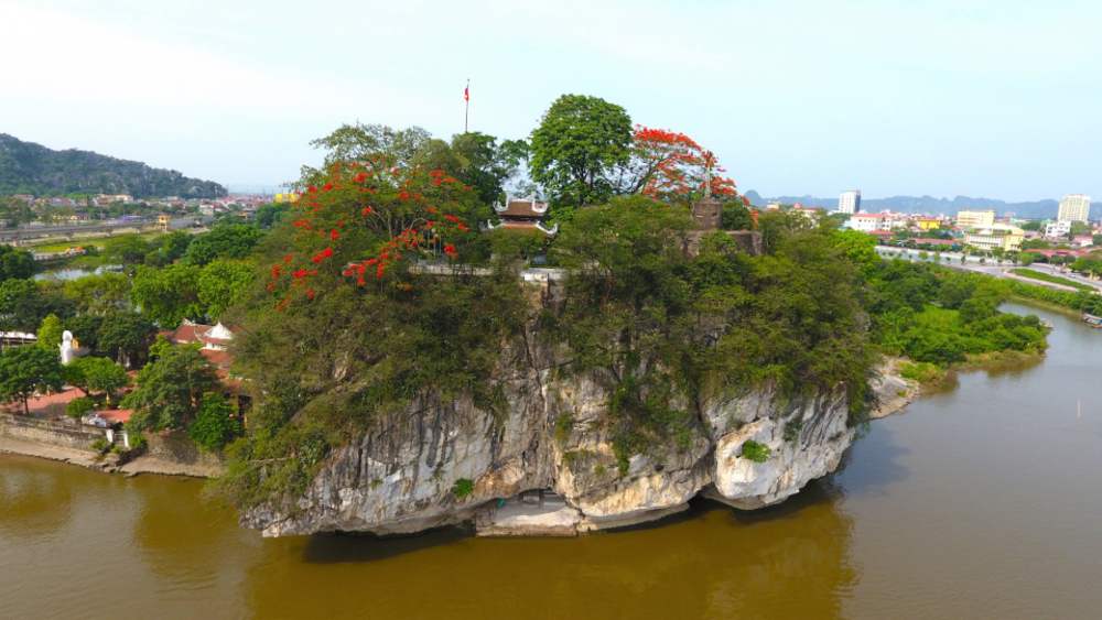 Ghé thăm chùa Non Nước Ninh Bình - Chốn linh thiêng giữa thiên nhiên hùng vĩ 8