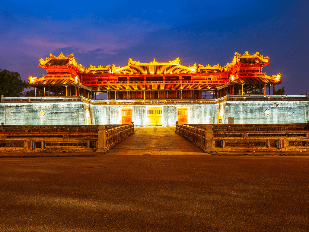 Ghé thăm Cổng Ngọ Môn Huế - Khám phá di sản kiến trúc dưới triều Nguyễn 4