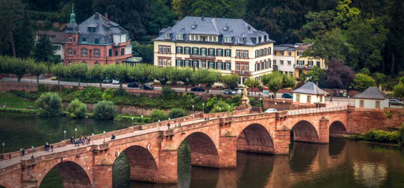 Ghé thăm phố cổ Heidelberg thơ mộng nhất xứ sở bia hơi Đức 6