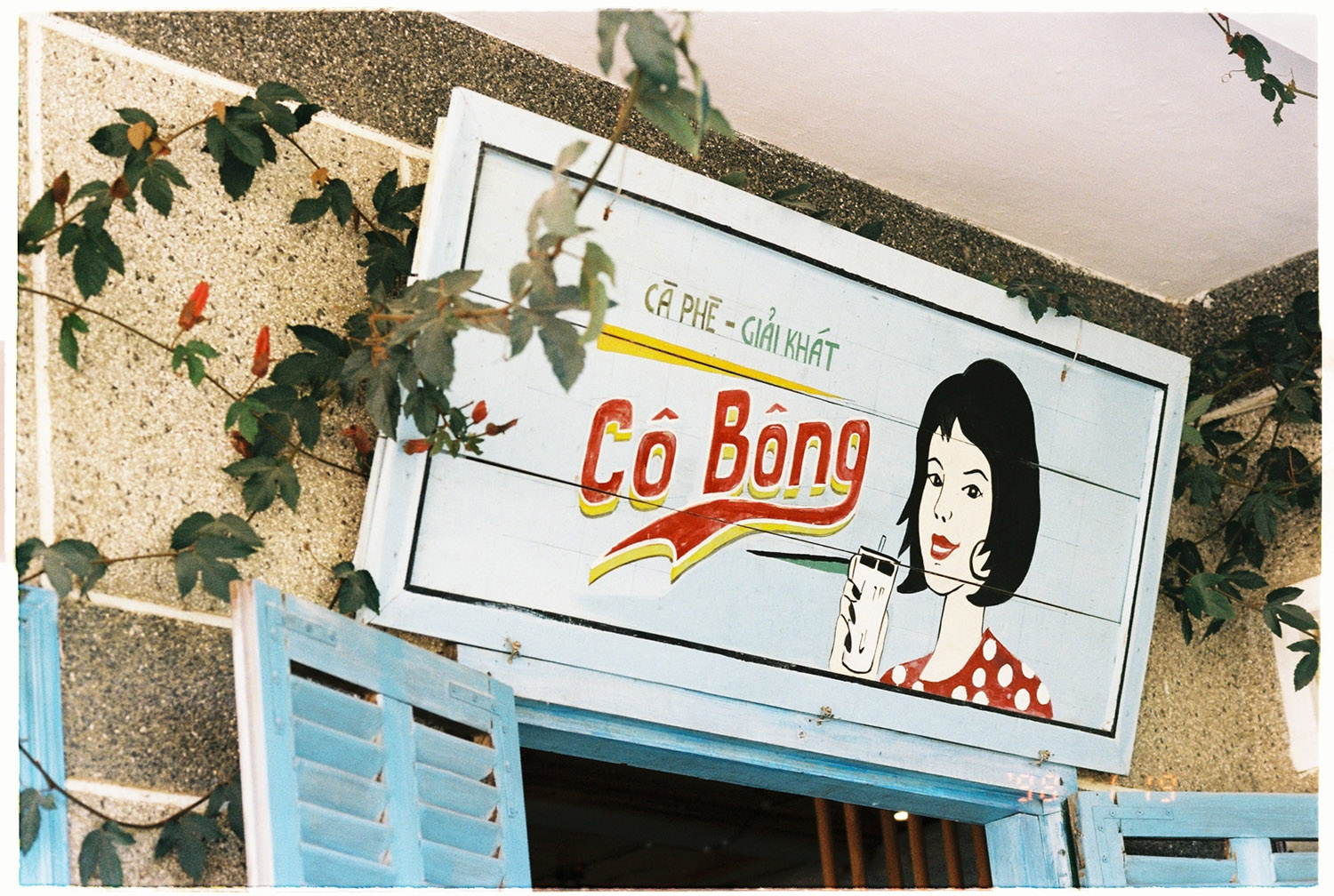 Ghé tiệm Cafe Cô Bông tìm về một nét hoài cổ giữa lòng thành phố 3