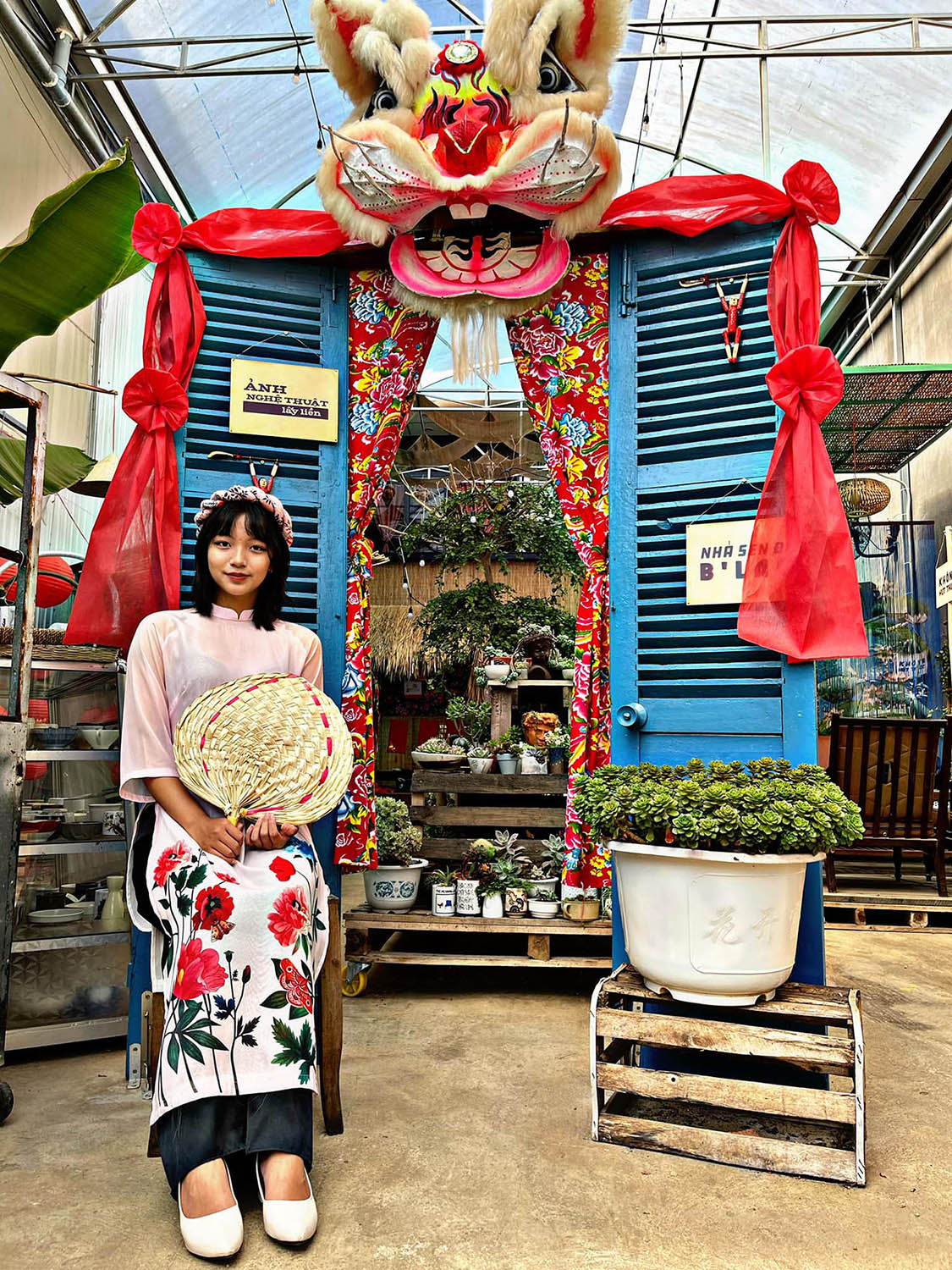 Ghé tiệm Cafe Cô Bông tìm về một nét hoài cổ giữa lòng thành phố 13