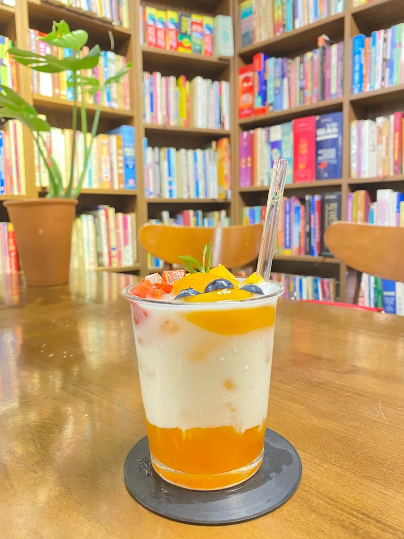 Giang Cafe: Tìm về không gian cổ điển nhưng không kém phần thời thượng 8