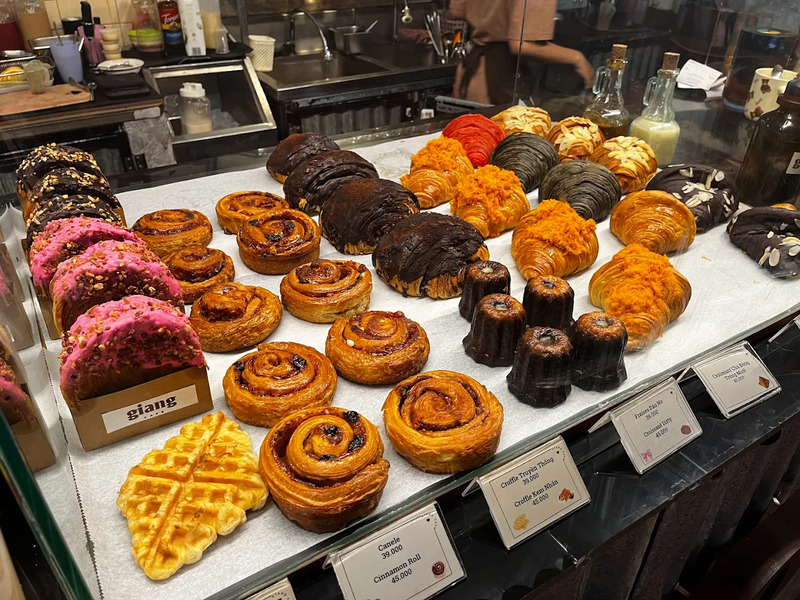 Giang Cafe: Tìm về không gian cổ điển nhưng không kém phần thời thượng 9