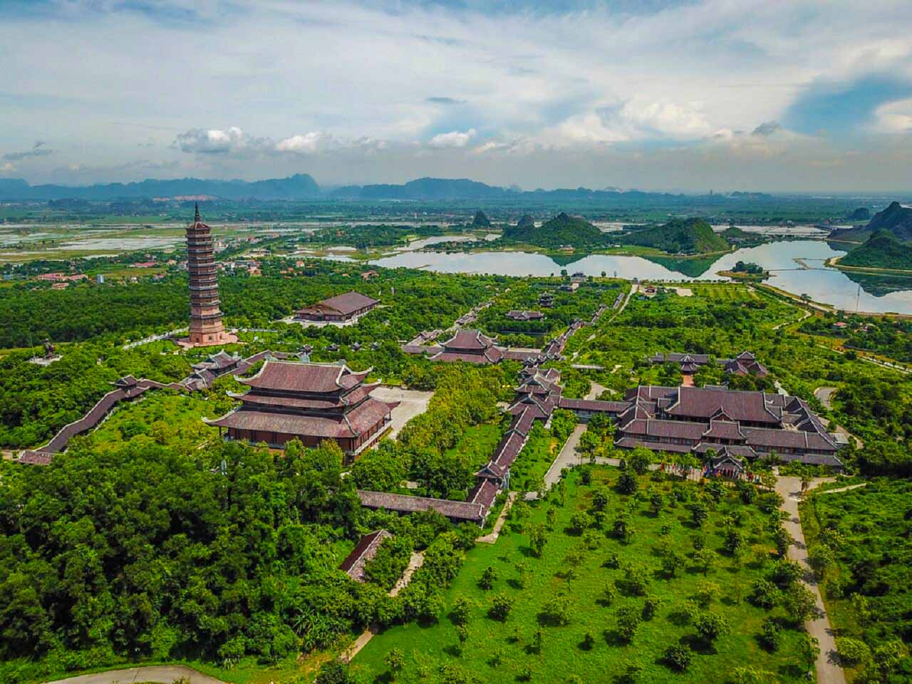Giếng Ngọc Ninh Bình lớn nhất Việt Nam và không bao giờ cạn 6